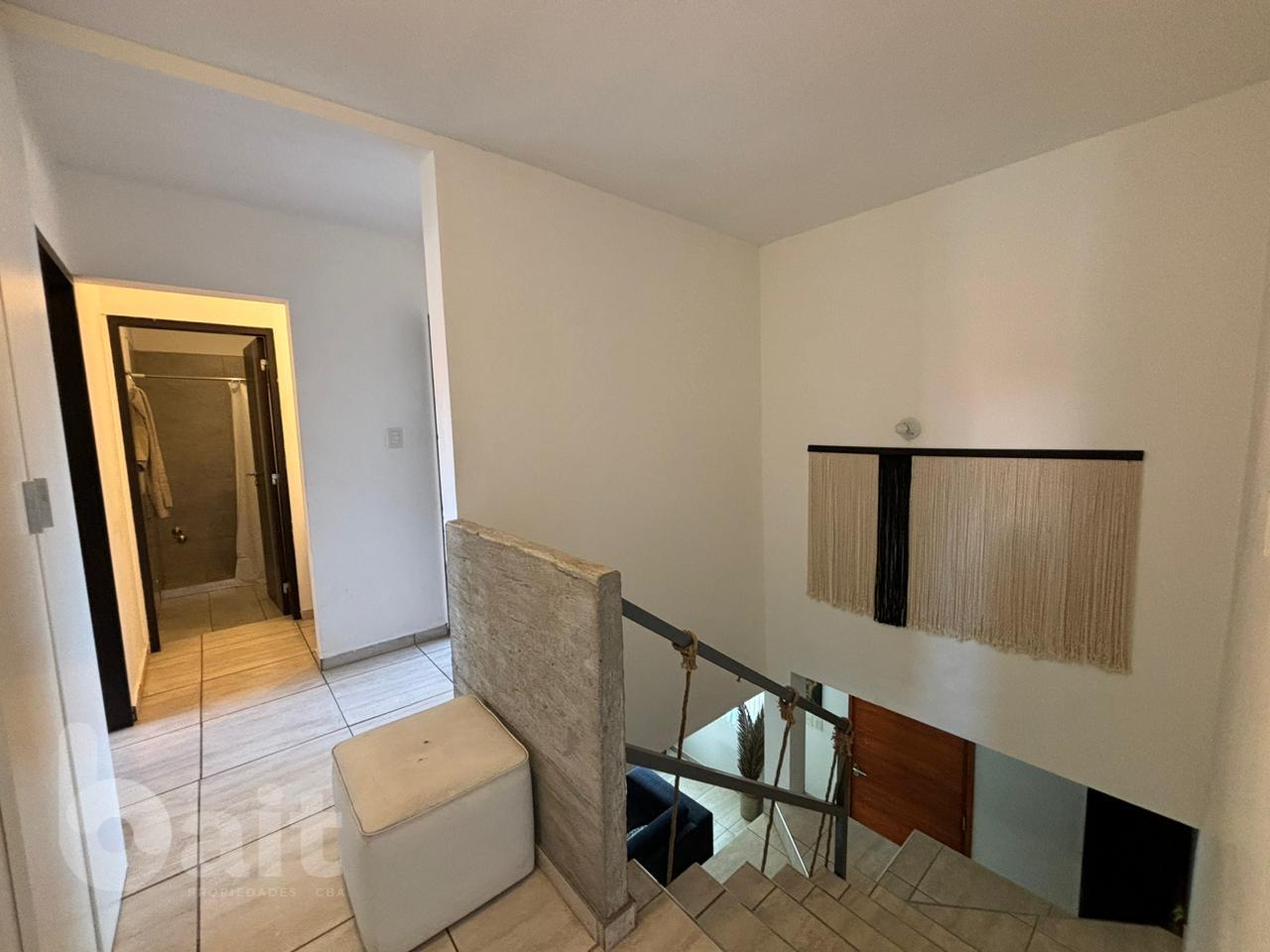 Venta duplex 3 dormitorios con pileta, en Campo de Vuelo II