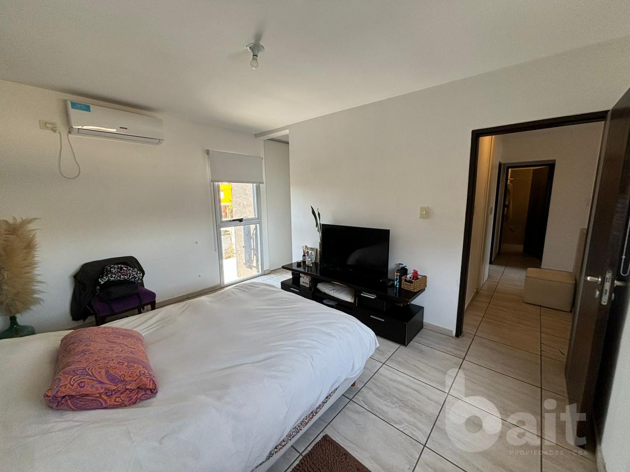 Venta duplex 3 dormitorios con pileta, en Campo de Vuelo II