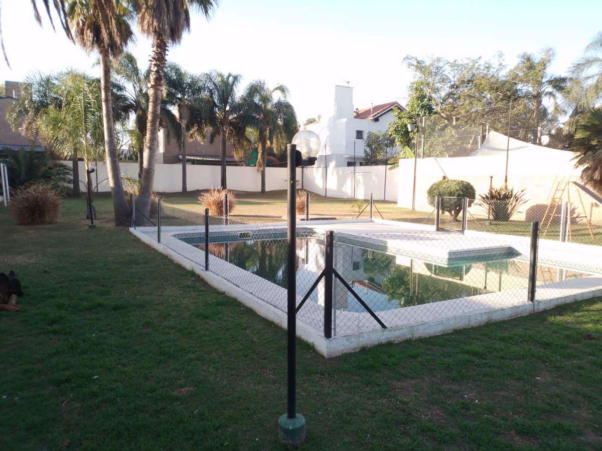 Espectacular Casa en Zona Norte con Pileta y Cancha de Paddle