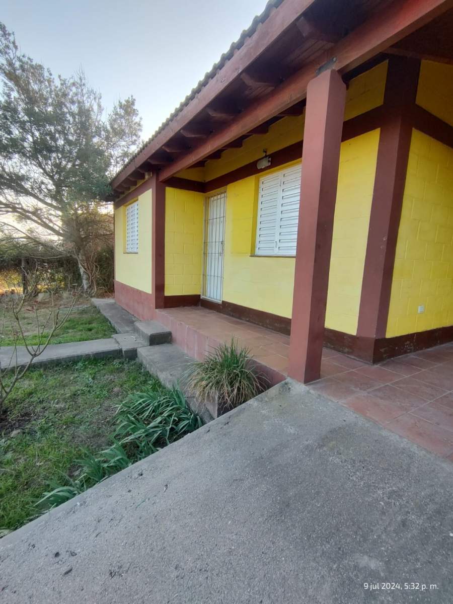 CASA EN VENTA EN BIALET MASSÉ CON VISTA AL LAGO SAN ROQUE.