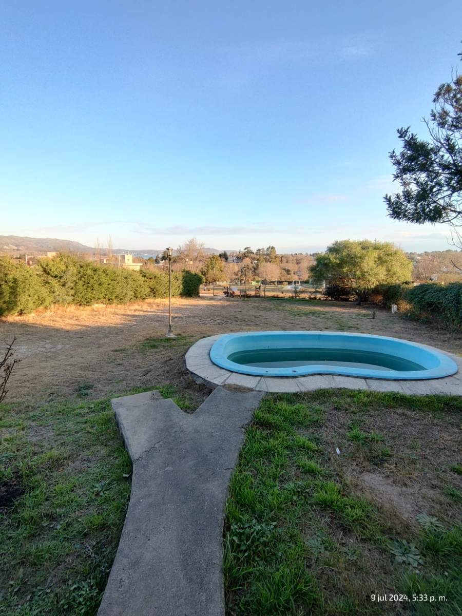 CASA EN VENTA EN BIALET MASSÉ CON VISTA AL LAGO SAN ROQUE.