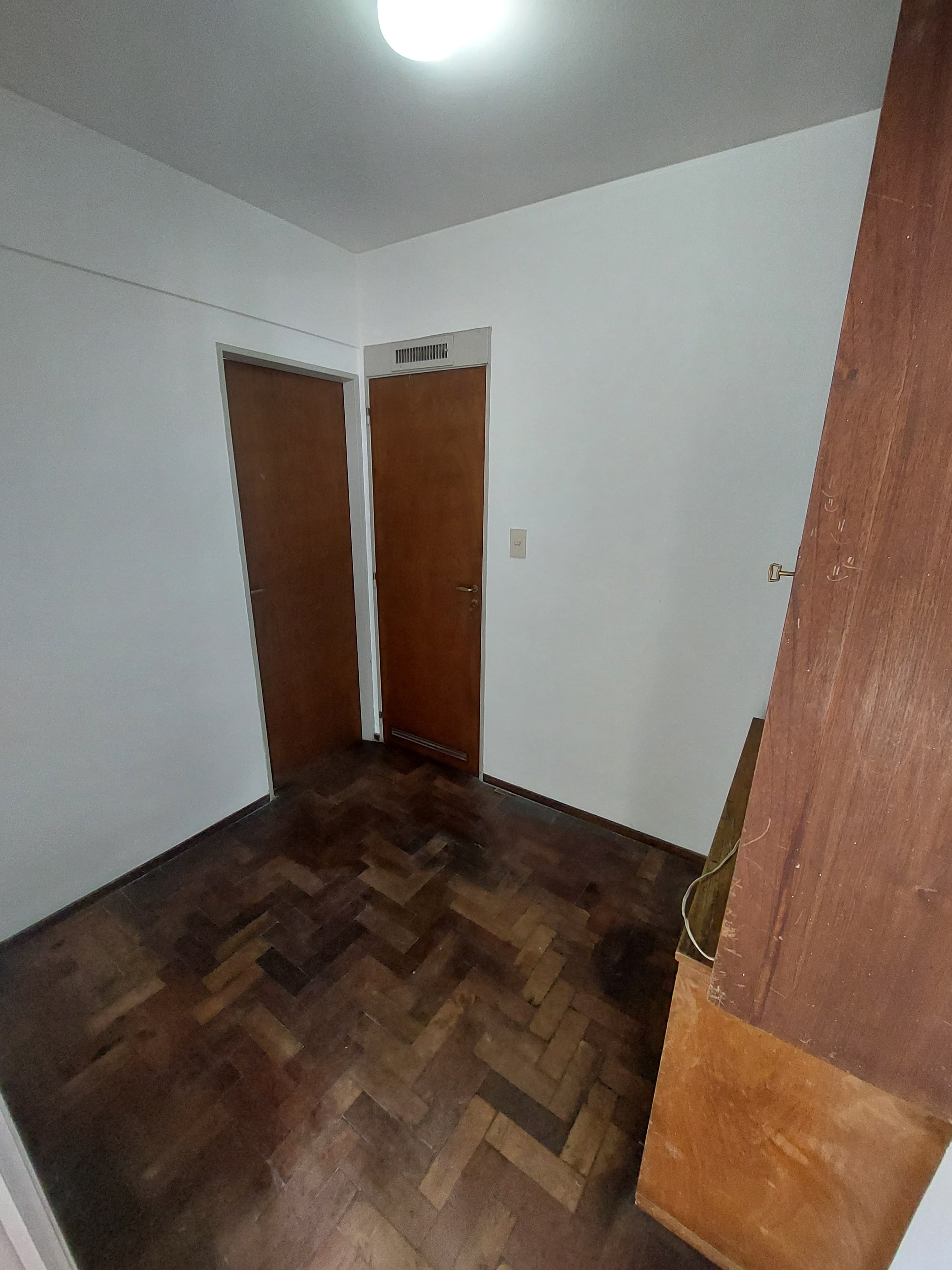 Alberdi, Av. Colón 800 Edificio Alas II 3 Dorm , Depend, y cochera