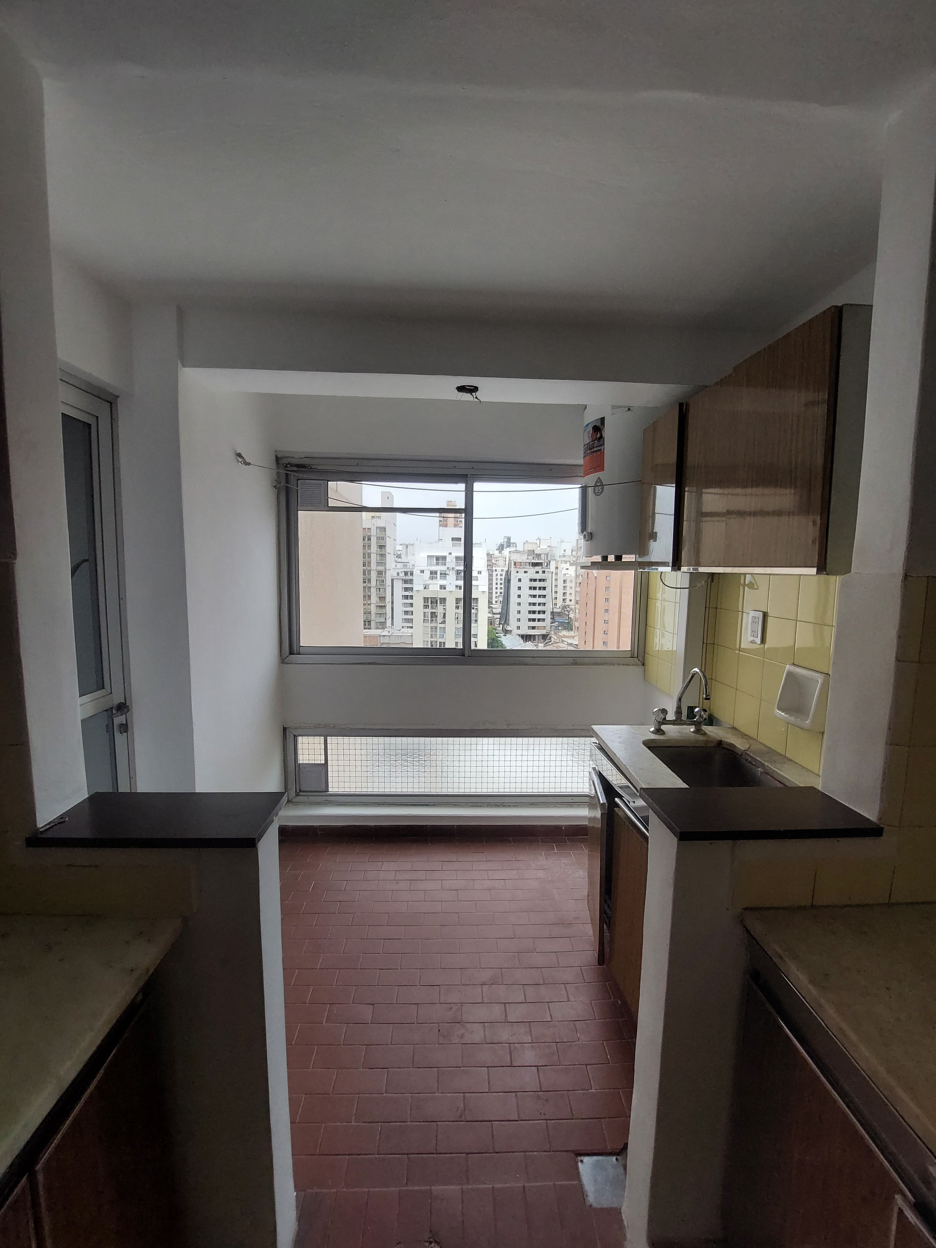 Alberdi, Av. Colón 800 Edificio Alas II 3 Dorm , Depend, y cochera