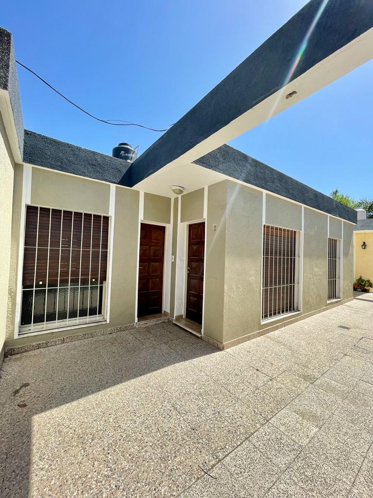 Zona Norte - PH en Planta baja de 4 Dorm 2 Baños Cochera Cubierta