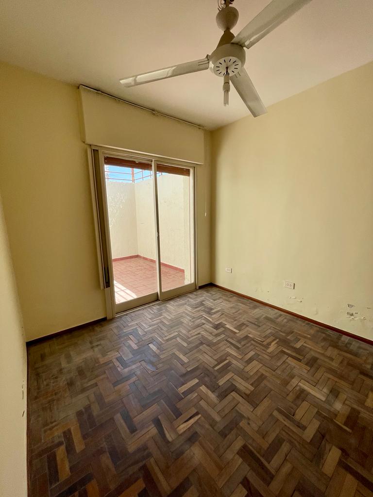 Zona Norte - PH en Planta baja de 4 Dorm 2 Baños Cochera Cubierta