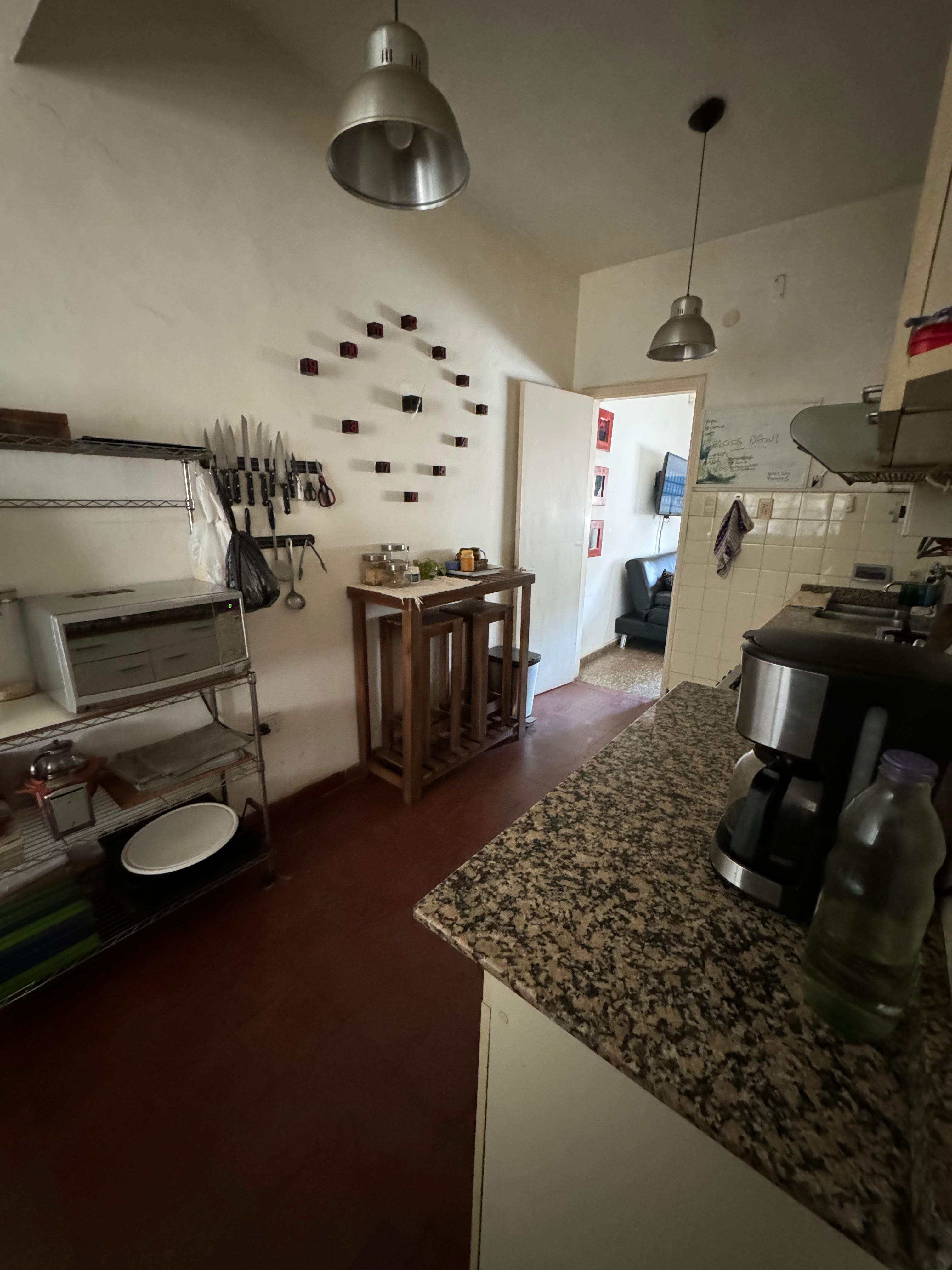 3 dorm. CERRO-BAJO PALERMO sobre Avenida