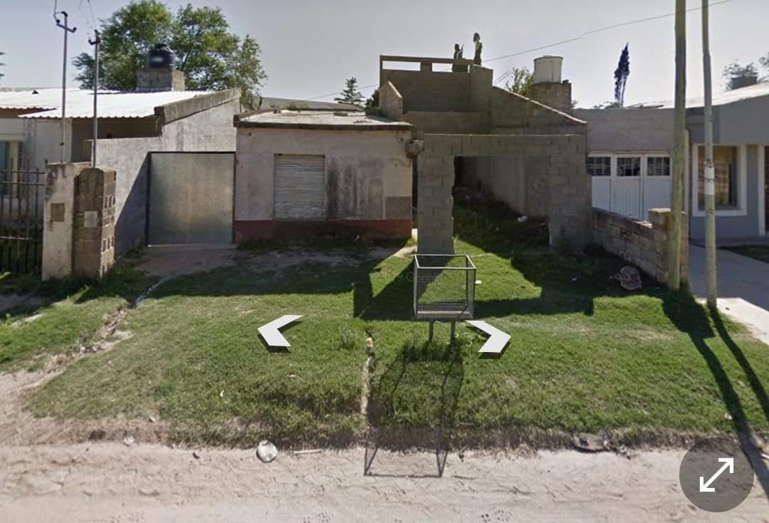 OPORTUNIDAD ! SE VENDE CASA DE UN DORMITORIO A TERMINAR, BANDA NORTE, BARRIO LAS DELICIAS TERRENO 360 M2