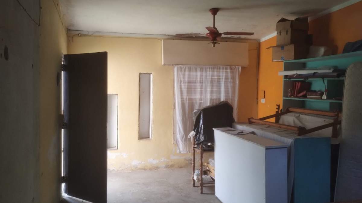 OPORTUNIDAD ! SE VENDE CASA DE UN DORMITORIO A TERMINAR, BANDA NORTE, BARRIO LAS DELICIAS TERRENO 360 M2