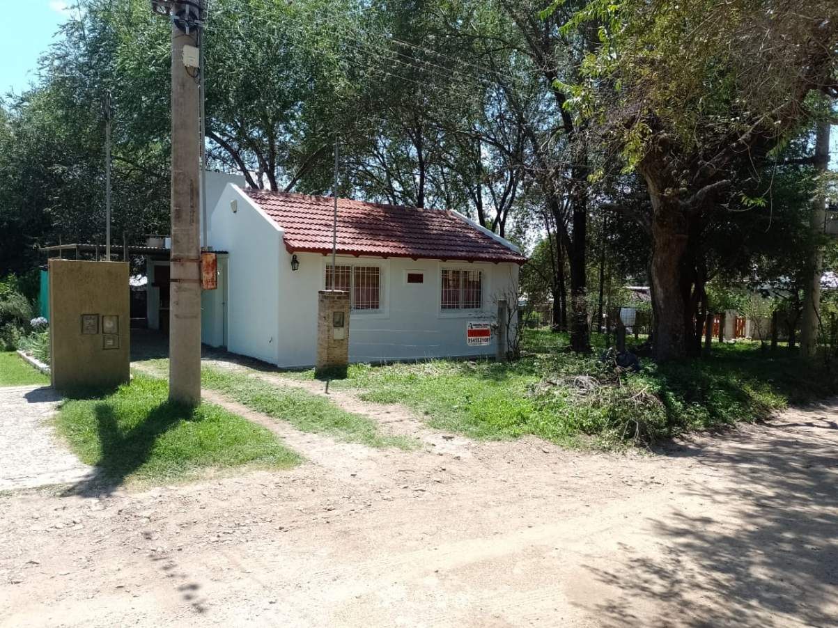 CASA EN VENTA EN BIALET MASSE, Bº BALCON DEL LADO I