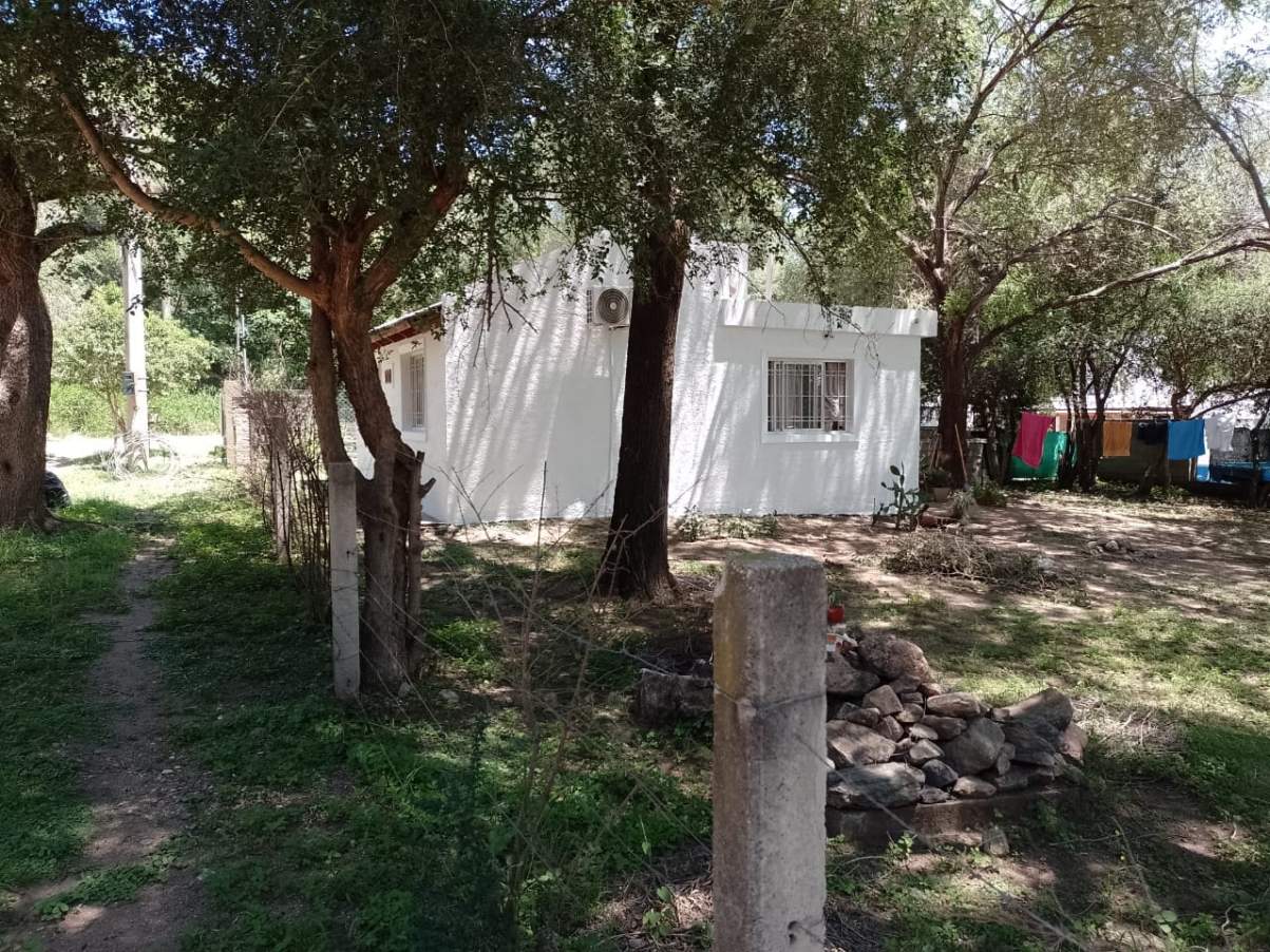 CASA EN VENTA EN BIALET MASSE, Bº BALCON DEL LADO I