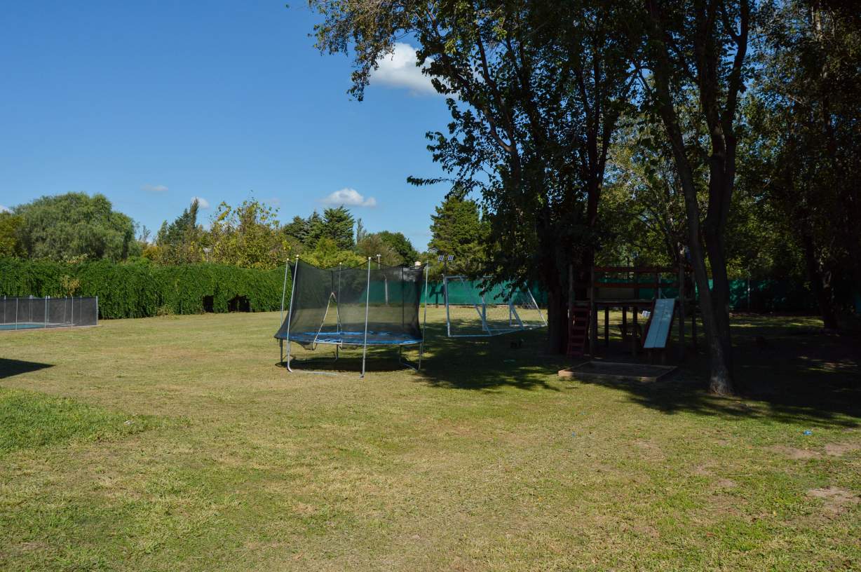 VENDO MODERNA CASA QUINTAS DE INAUDI