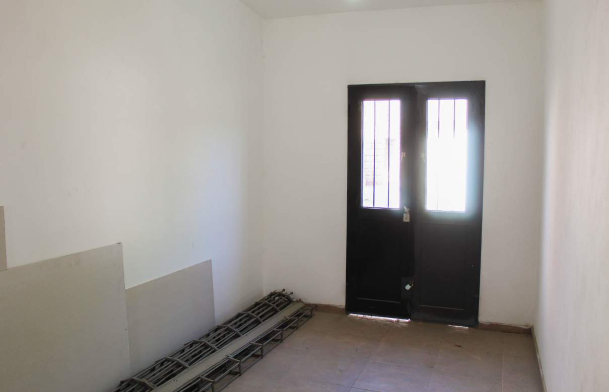 VENDO CASA 2 DORM | PATIO | JARDIN DE HORIZONTE