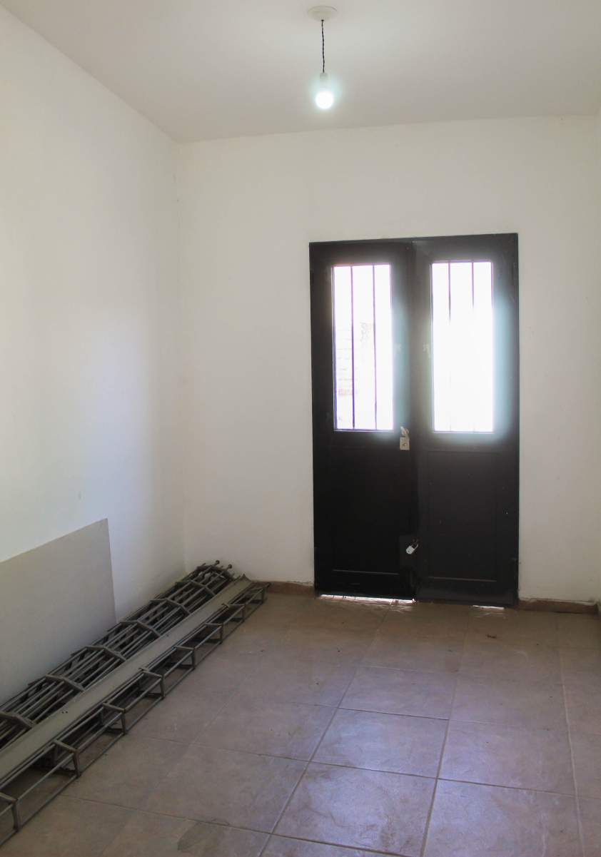 VENDO CASA 2 DORM | PATIO | JARDIN DE HORIZONTE