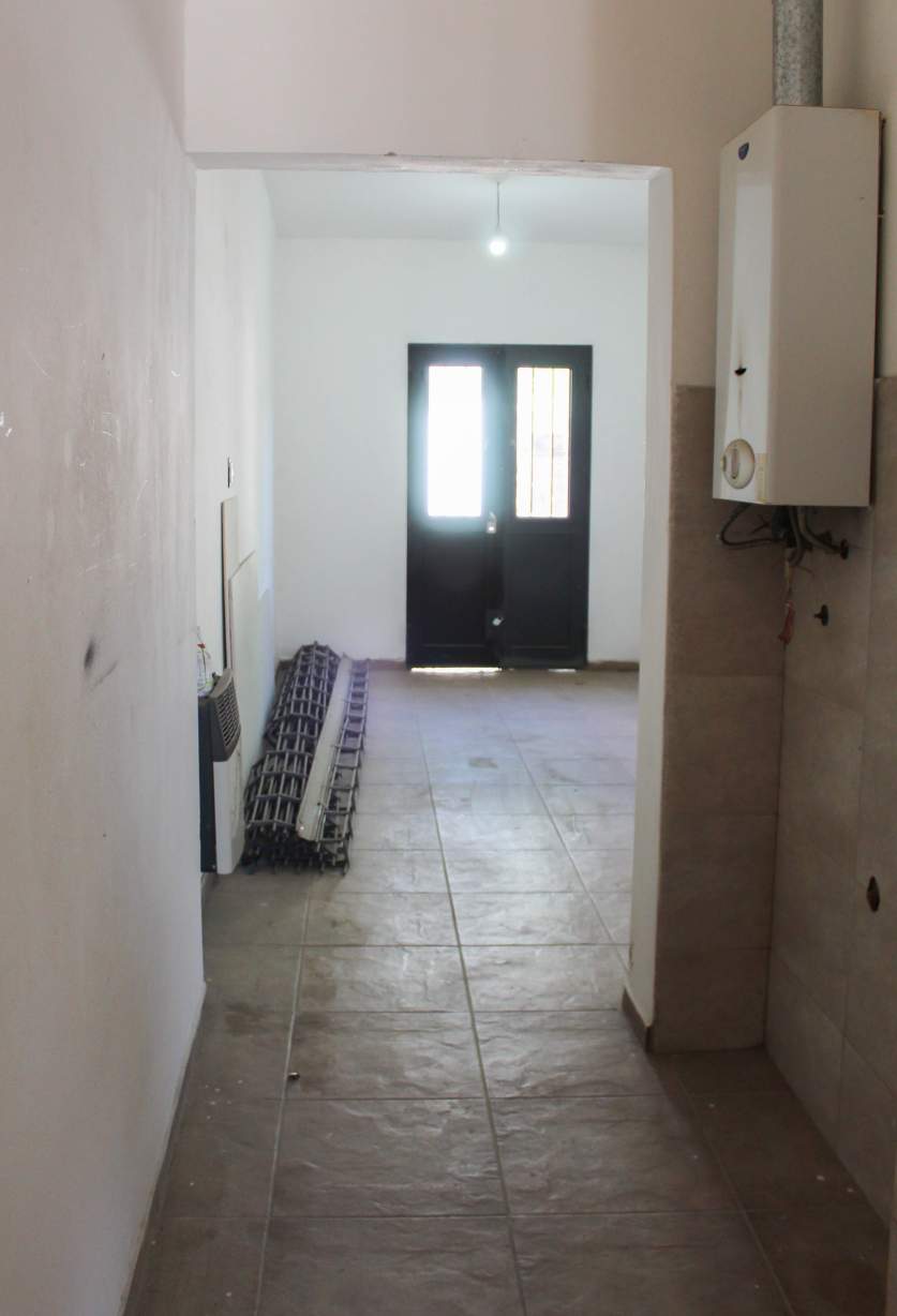 VENDO CASA 2 DORM | PATIO | JARDIN DE HORIZONTE