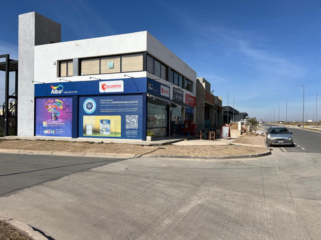 LOCAL COMERCIAL EN VENTA URBANIZACION DOCTA