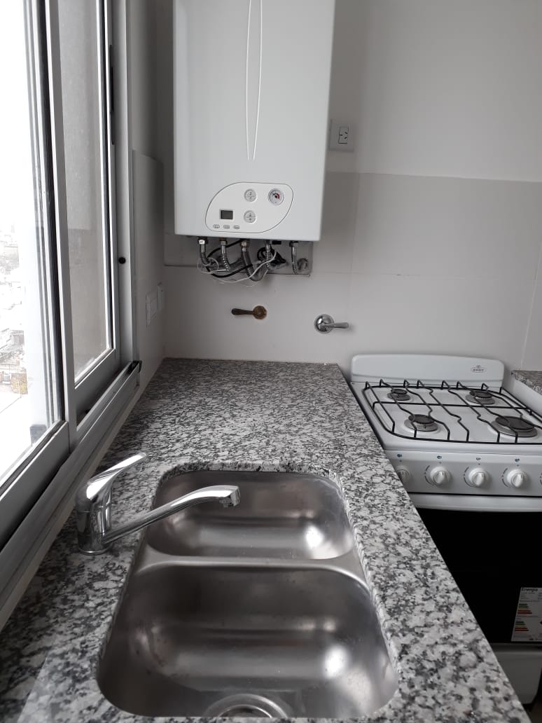 EN VENTA 2 DORMITORIOS EXCELENTE UBICACION