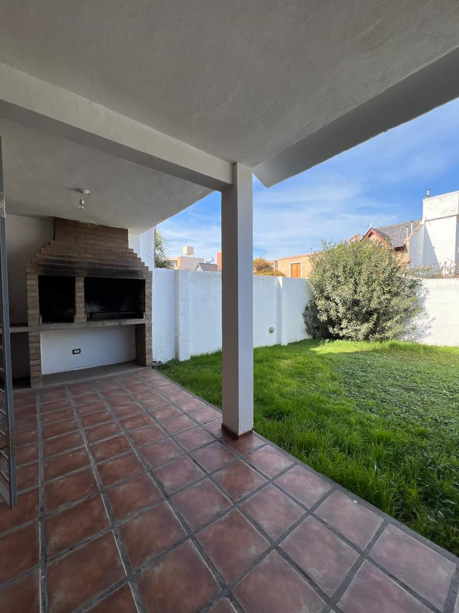 Duplex Tres Doprmitorios En VIlla Claret