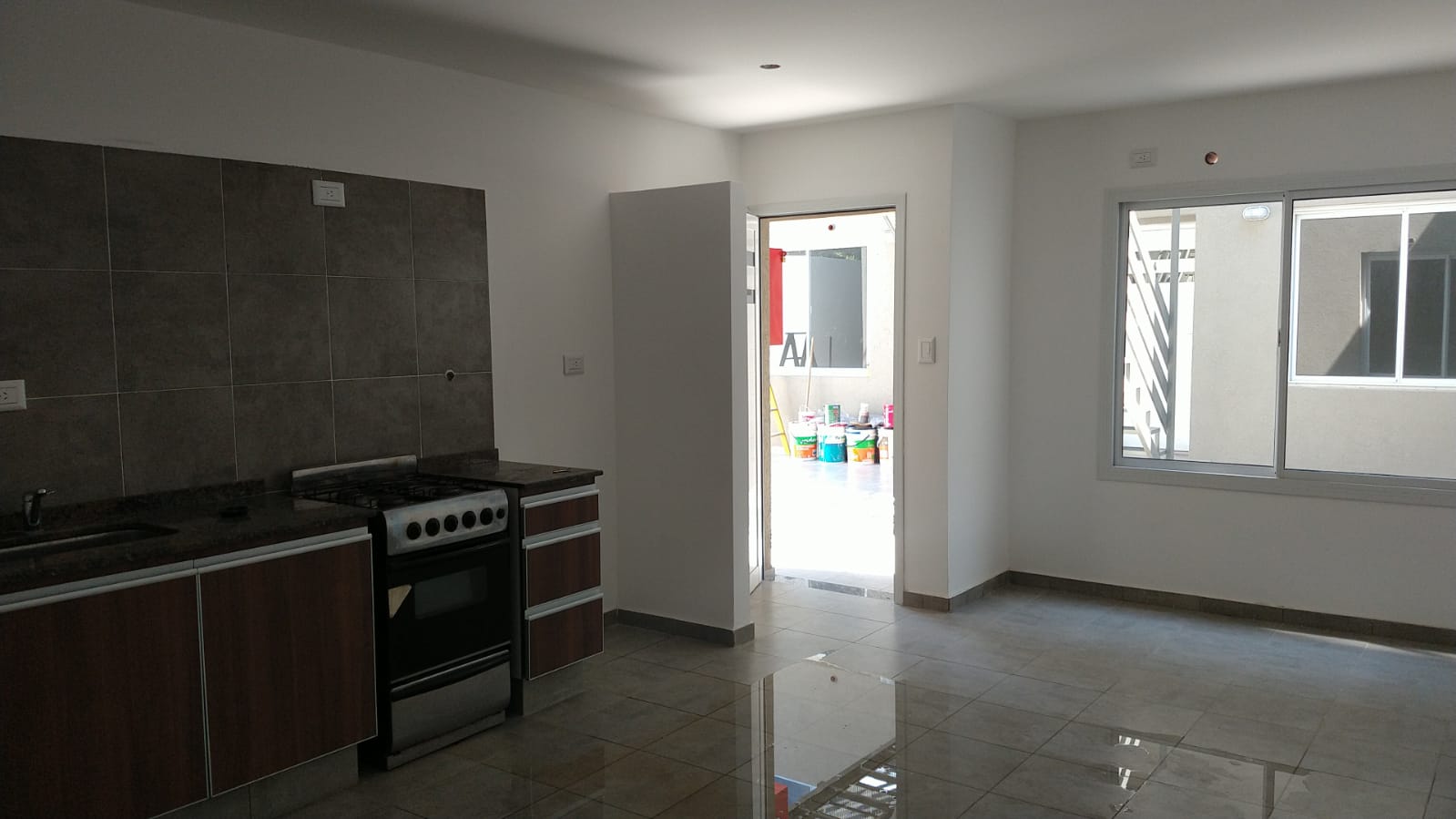 LOMAS DE SAN MARTIN - SUQUIA 1800 - DEPTO 1 DORMITORIO EN ALQUILER