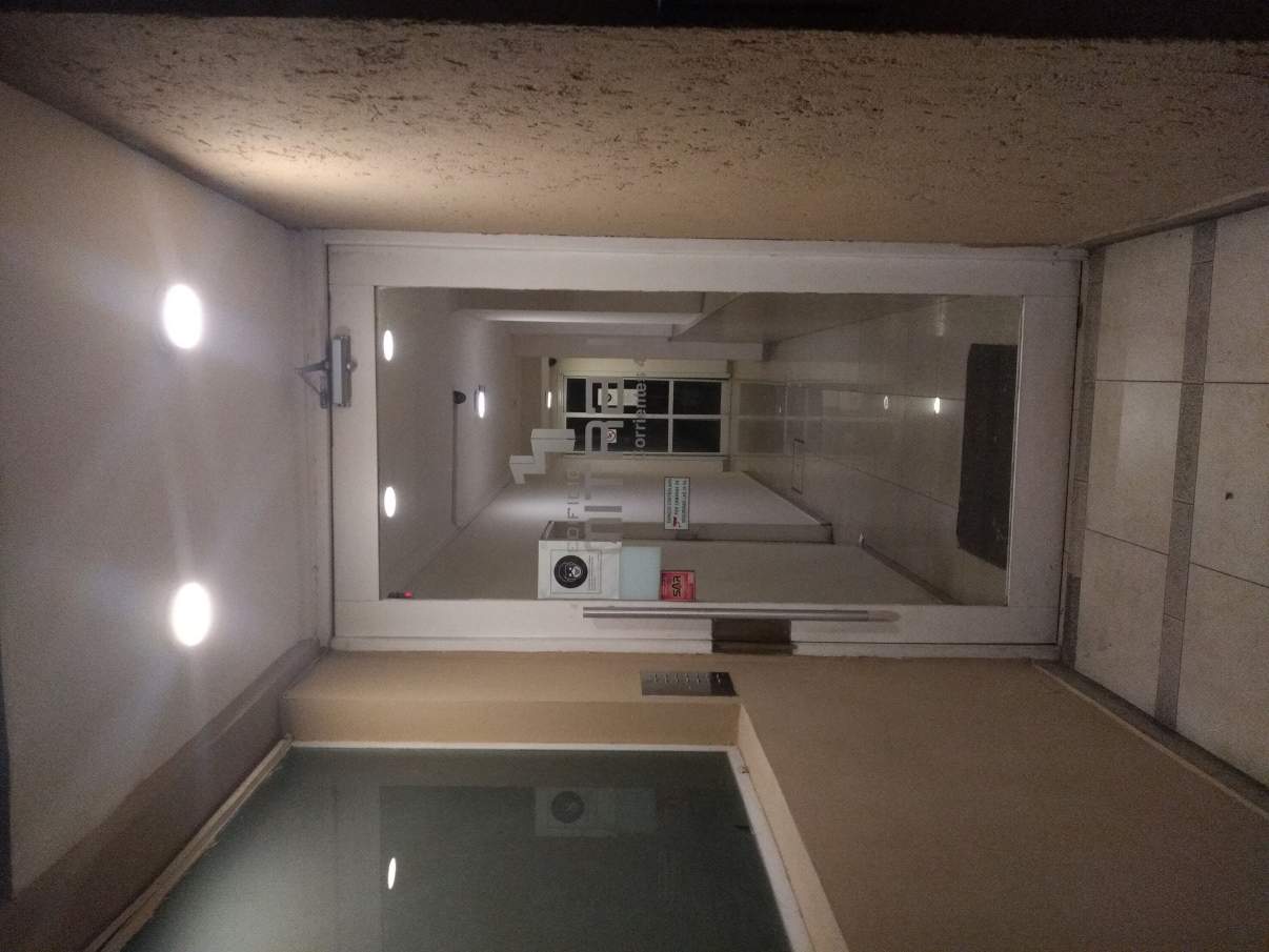 Excelente Semipiso con Terraza a mts de Nva Cba !!!!
