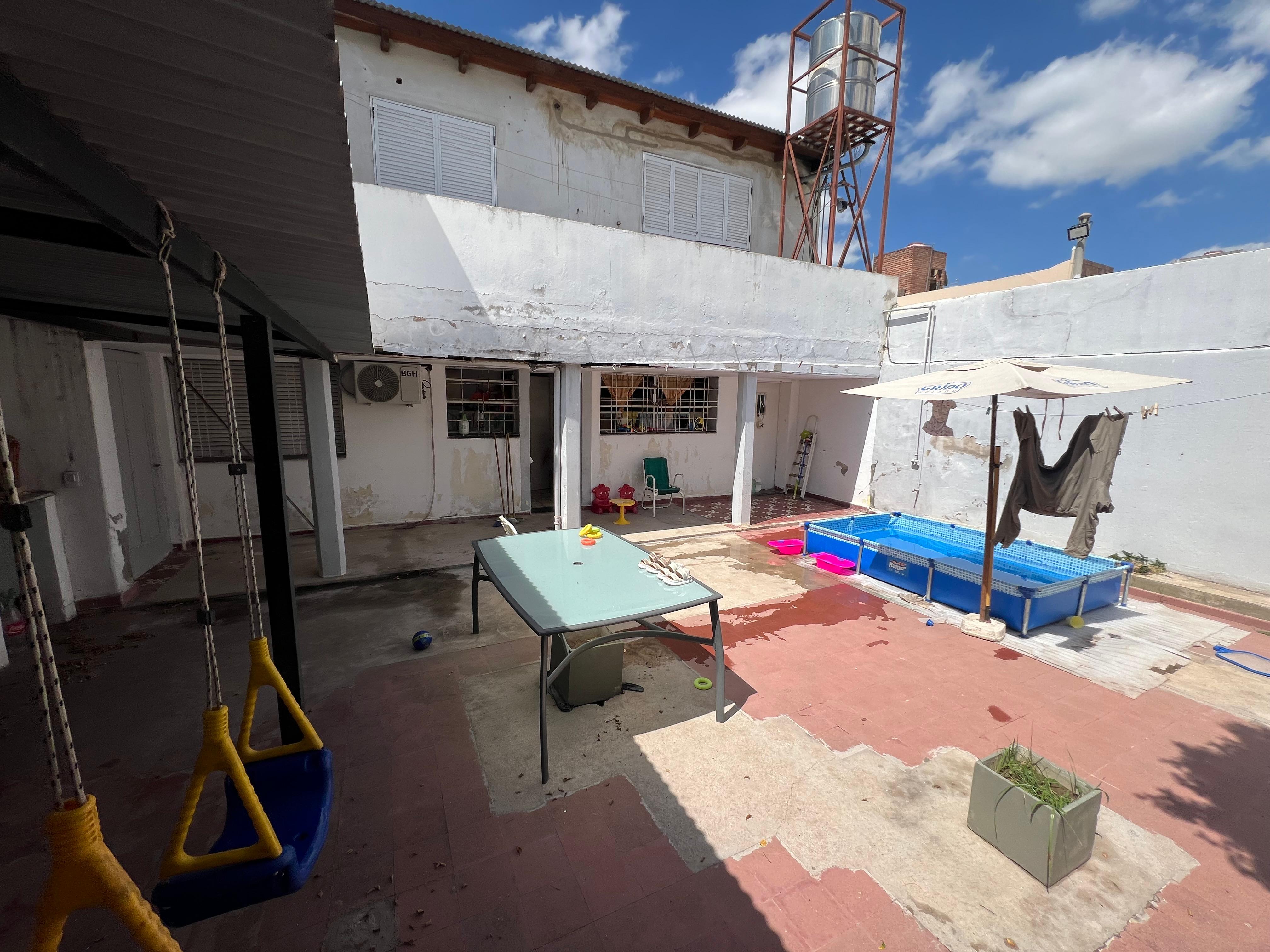 CASA  DPTO  EN VENTA B JARDIN