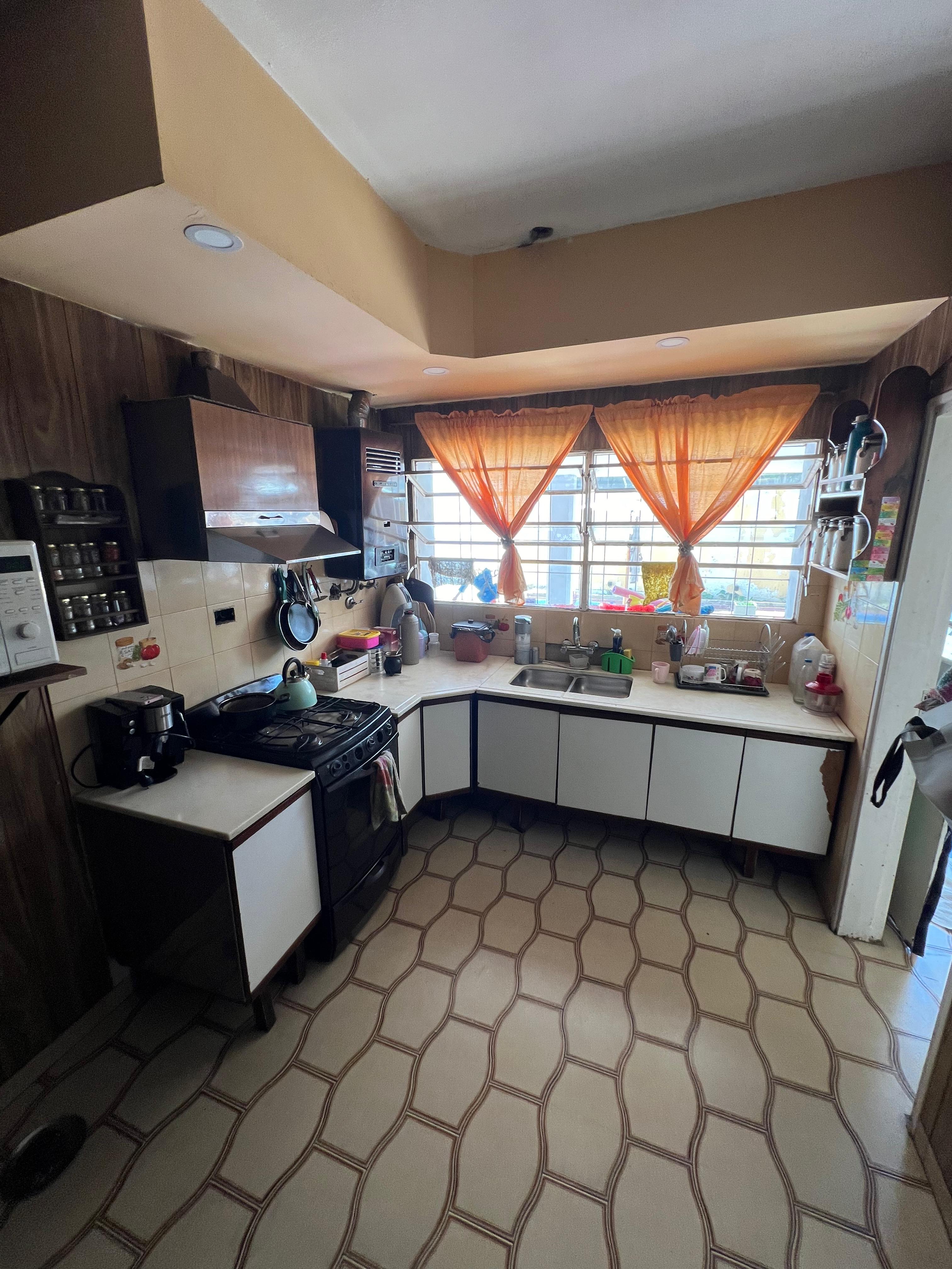 CASA  DPTO  EN VENTA B JARDIN