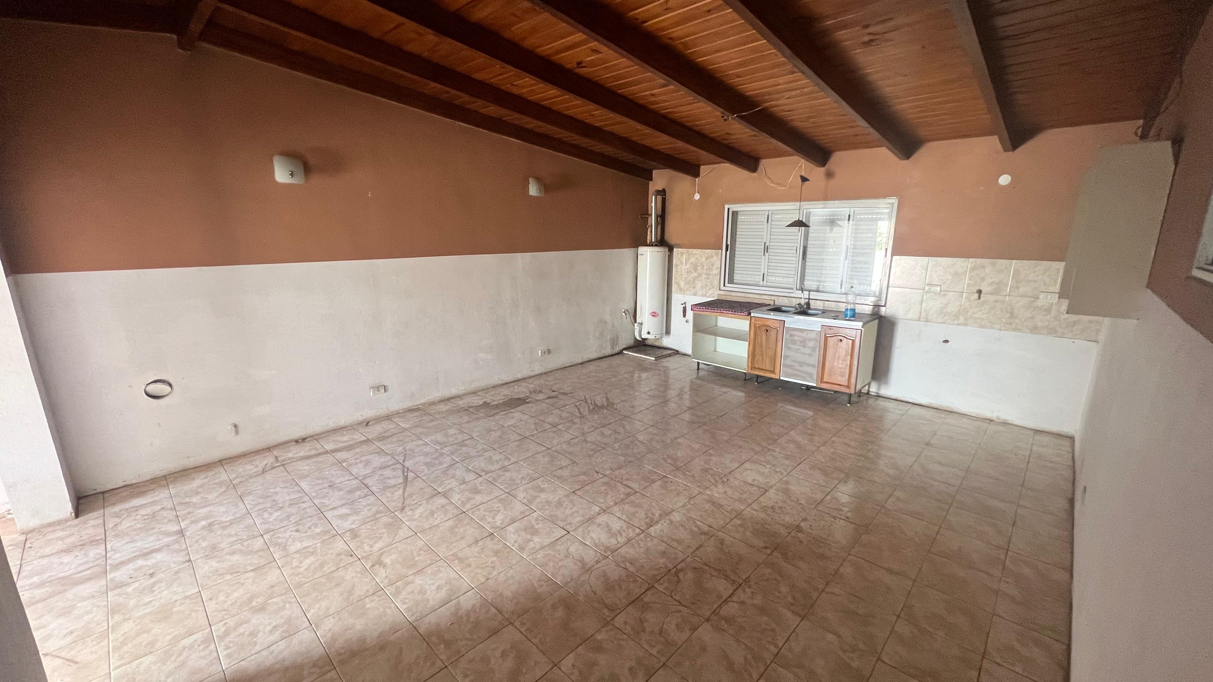 CASA  DPTO  EN VENTA B JARDIN