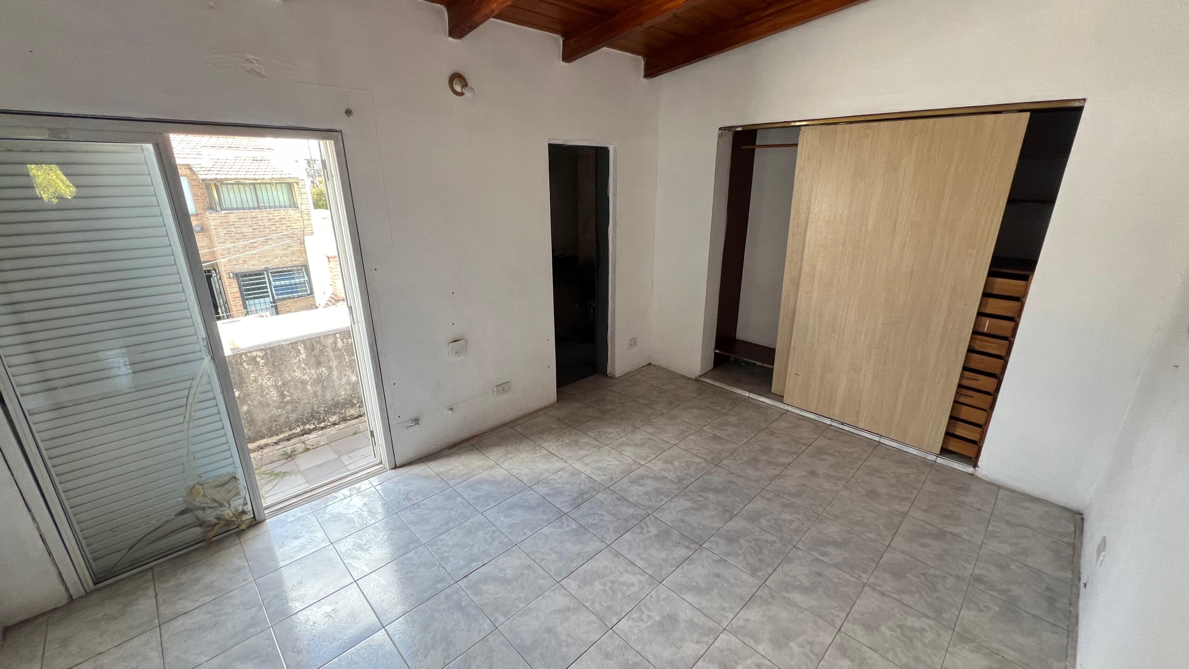 CASA  DPTO  EN VENTA B JARDIN