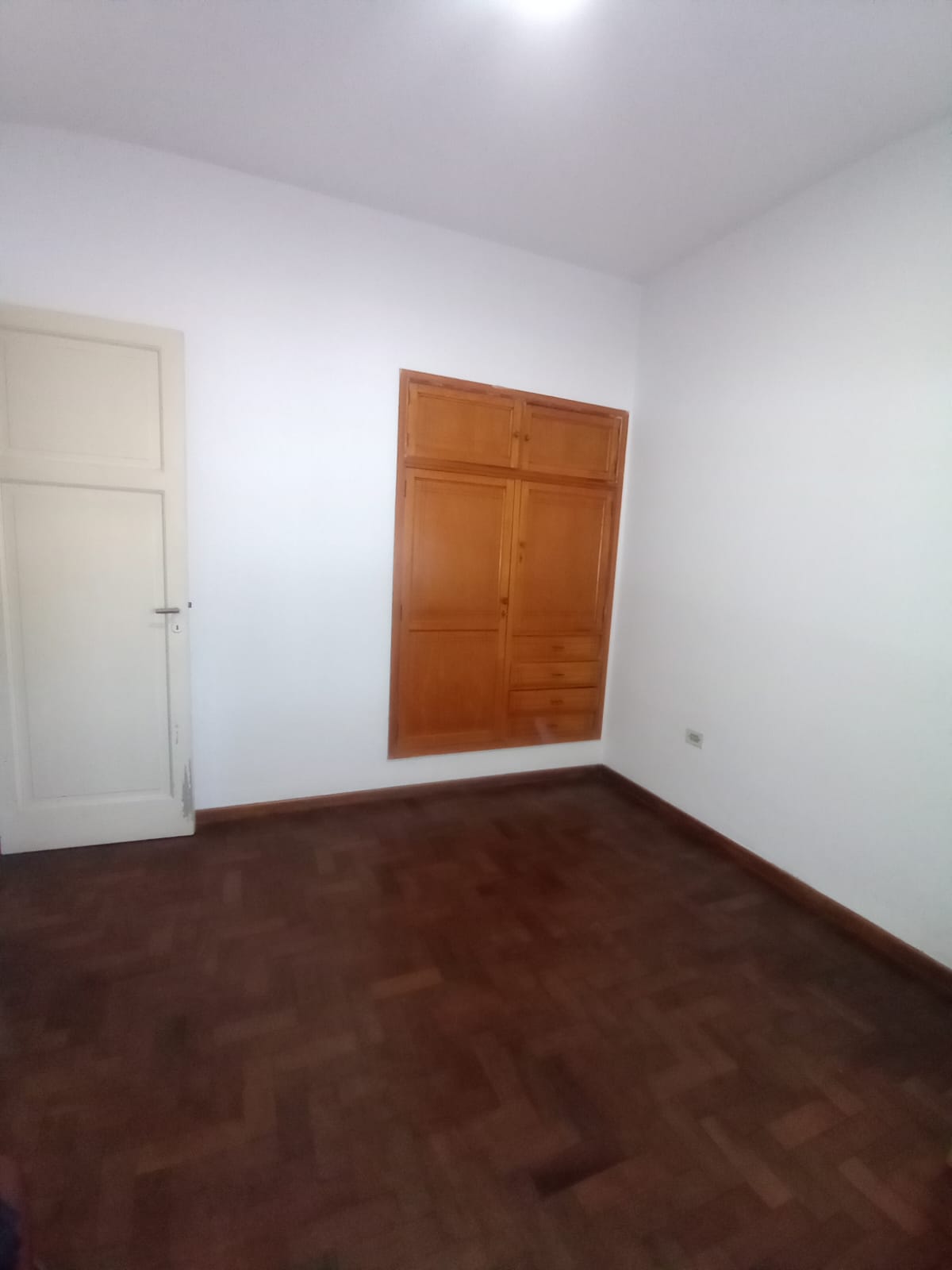 APTA CRÉDITO - CASA DE 5 DORM. EN VENTA EN B ALTO ALBERDI