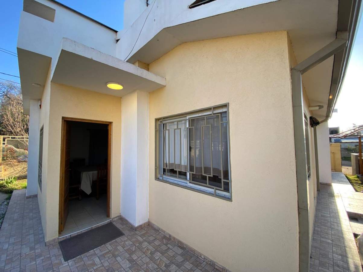 VENTA CASA 3 DORMITORIOS EN VILLA SANTA CRUZ DEL LAGO