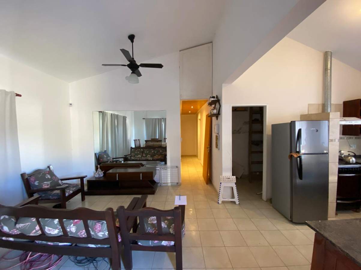 VENTA CASA 3 DORMITORIOS EN VILLA SANTA CRUZ DEL LAGO