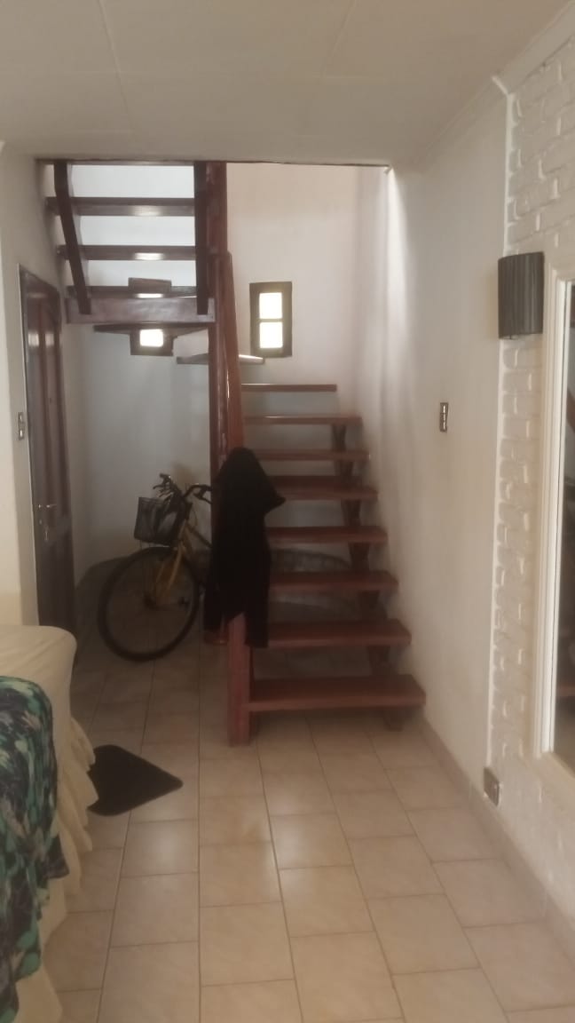 Zona norte - Casa en venta de 5 Dorm 3 baños cochera para 2 autos