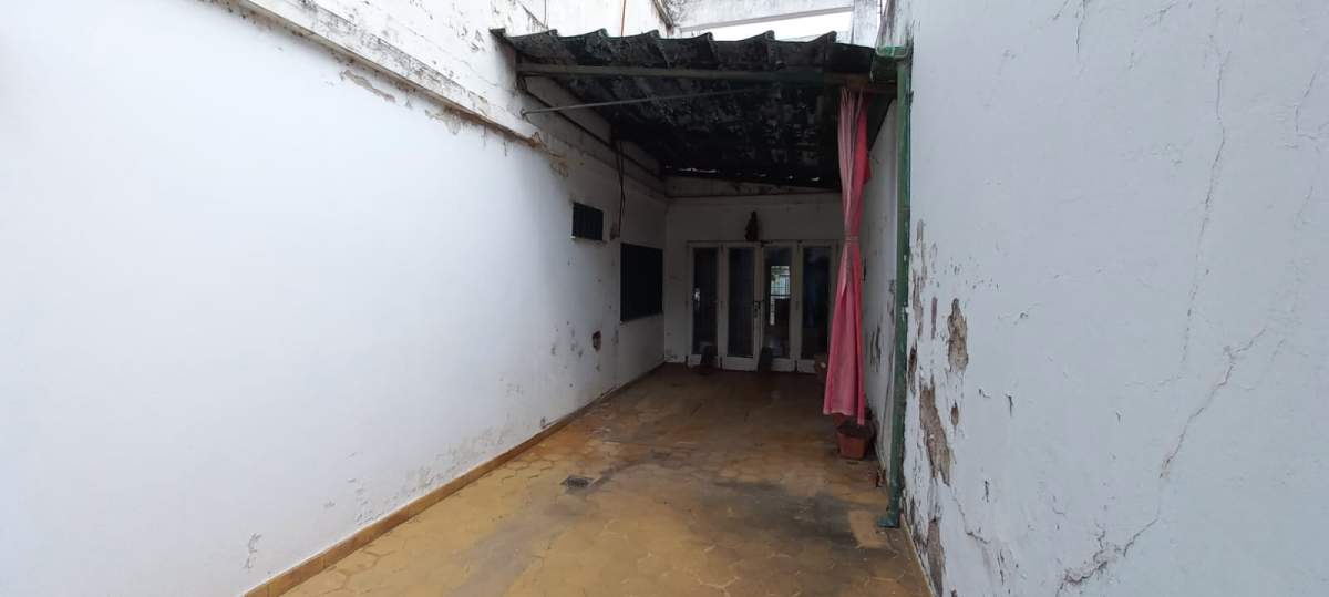 CASA EN VENTA ALTA CORDOBA LAVALLEJA 1984 - 4 DORM.