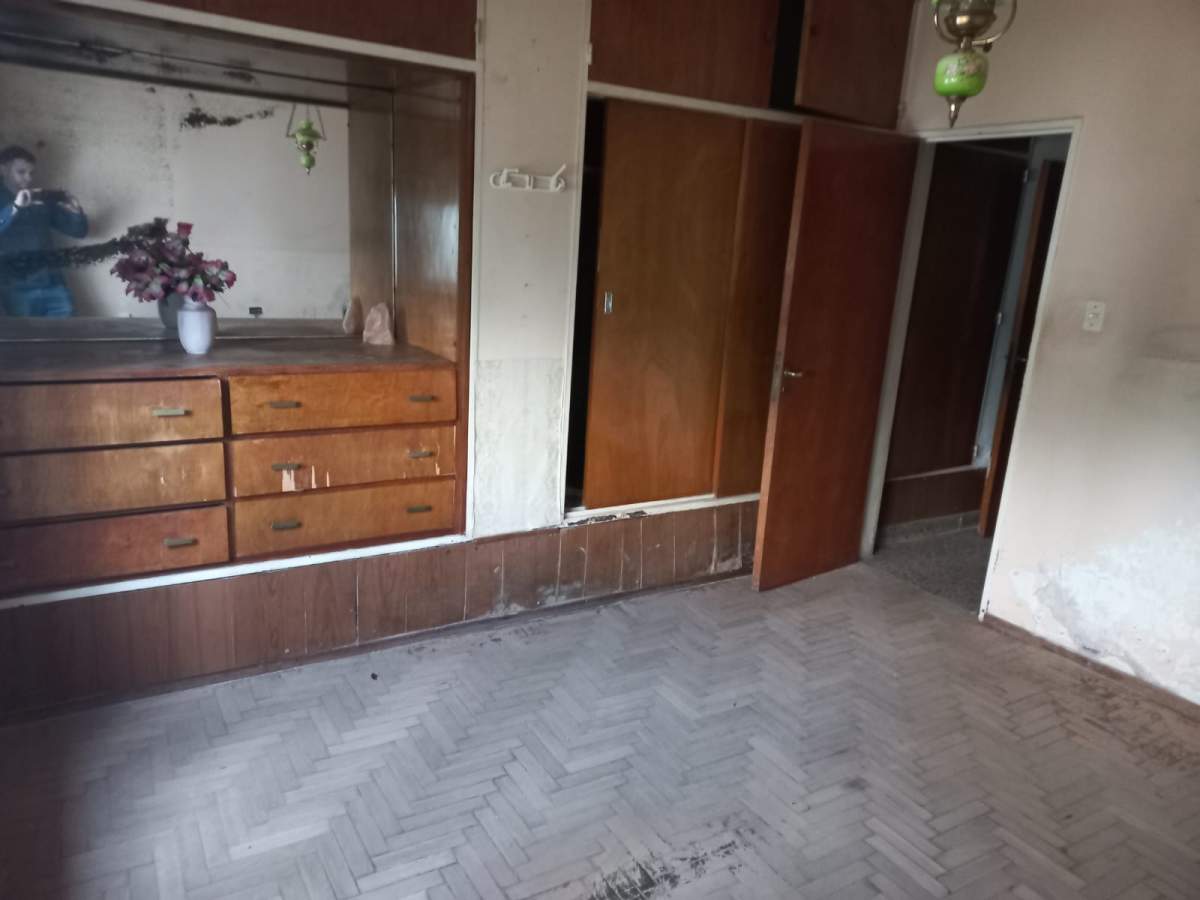 CASA EN VENTA ALTA CORDOBA LAVALLEJA 1984 - 4 DORM.