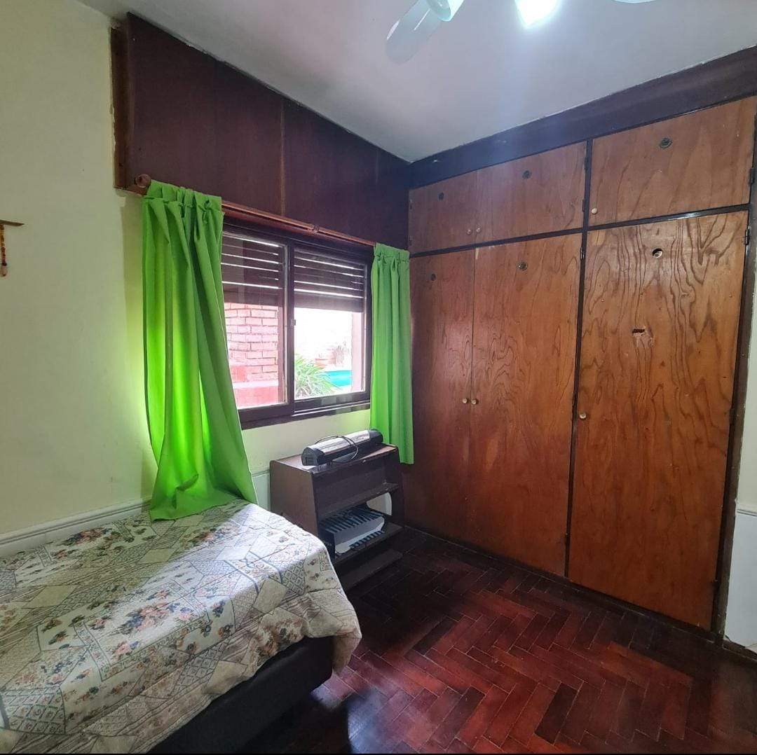 PARQUE CHACABUCO VENTA CASA,3 DORM - PISCINA