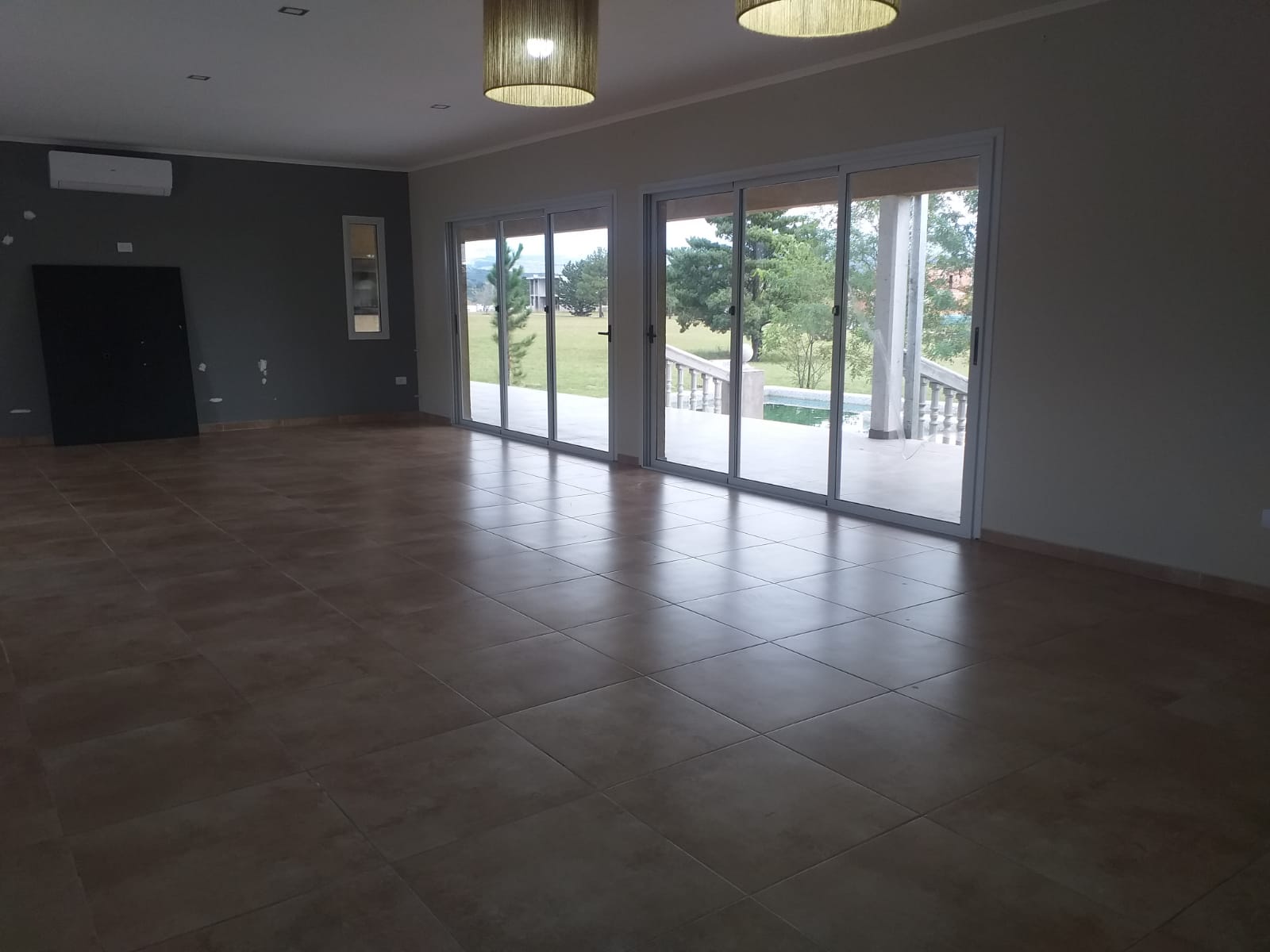 CASA EN VENTA. BARRIO CARLOS PAZ GOLF COUNTRY