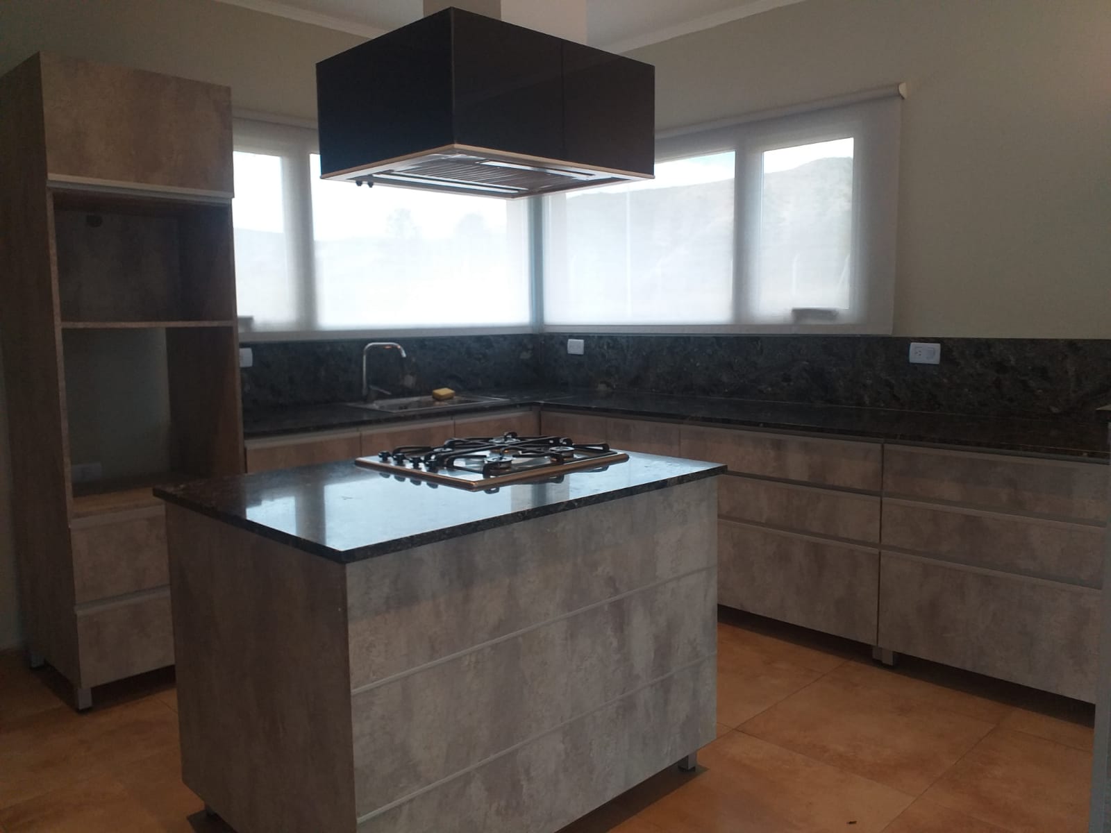 CASA EN VENTA. BARRIO CARLOS PAZ GOLF COUNTRY