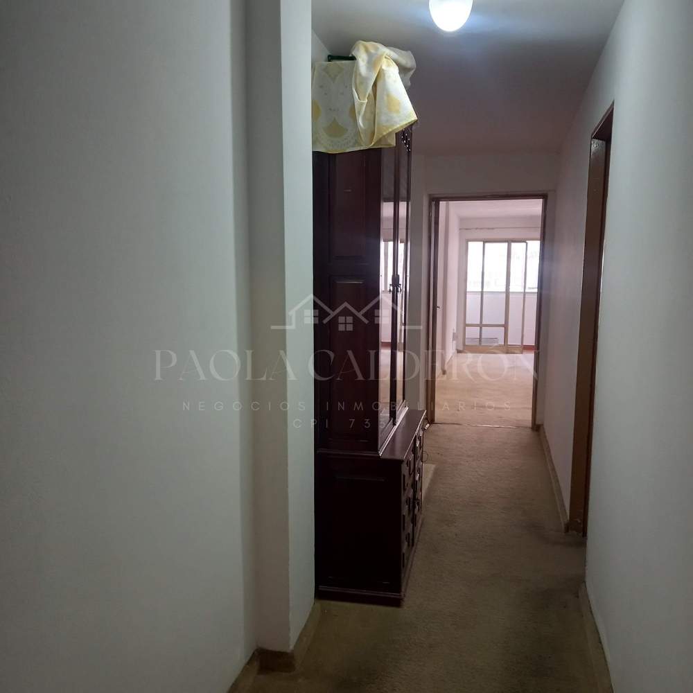 Venta Departamento Semi Piso de Tres Dormitorios
