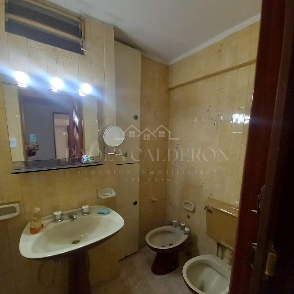 Venta Departamento Semi Piso de Tres Dormitorios