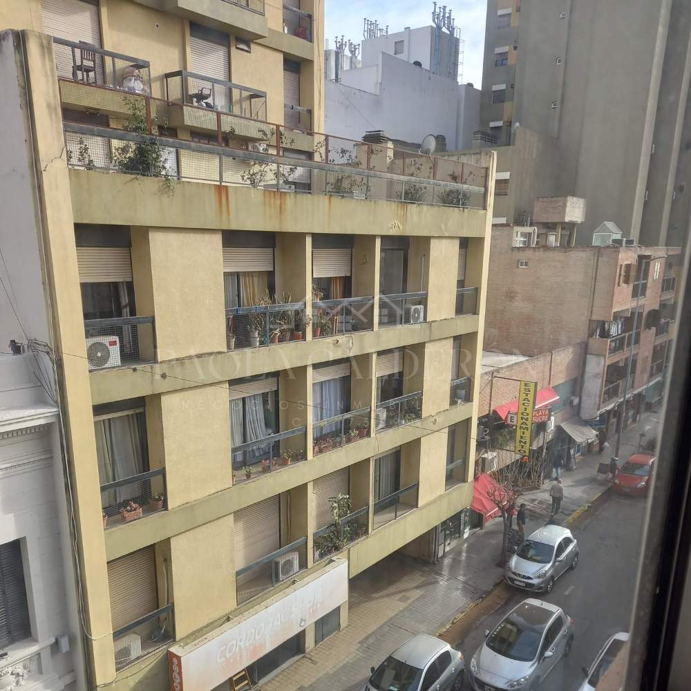 Venta Departamento Semi Piso de Tres Dormitorios
