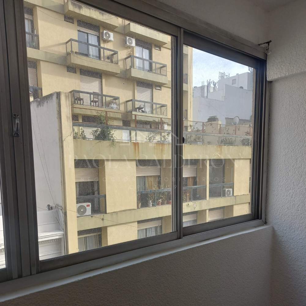 Venta Departamento Semi Piso de Tres Dormitorios