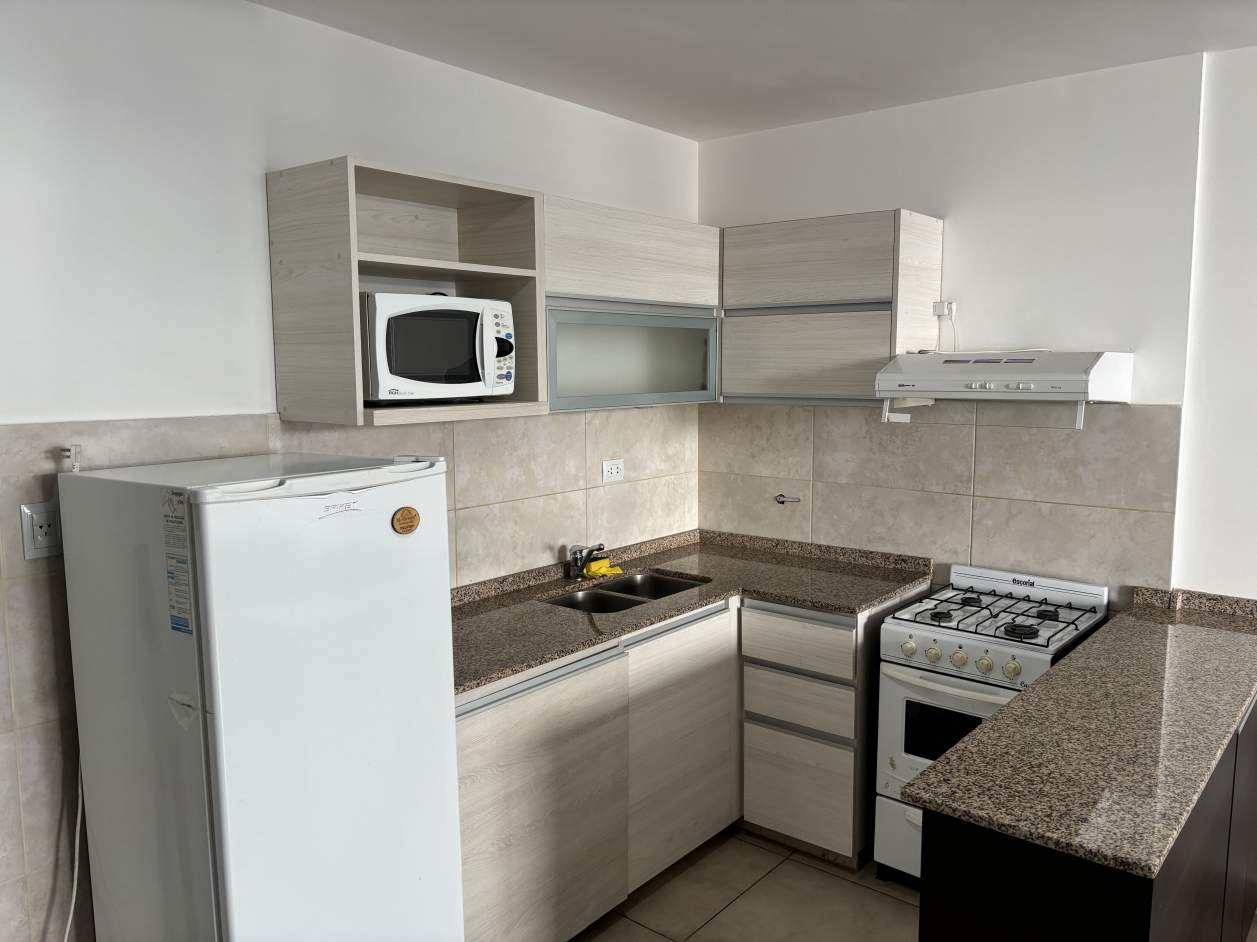 Departamento 1 dormitorio con cochera centrico carlos paz