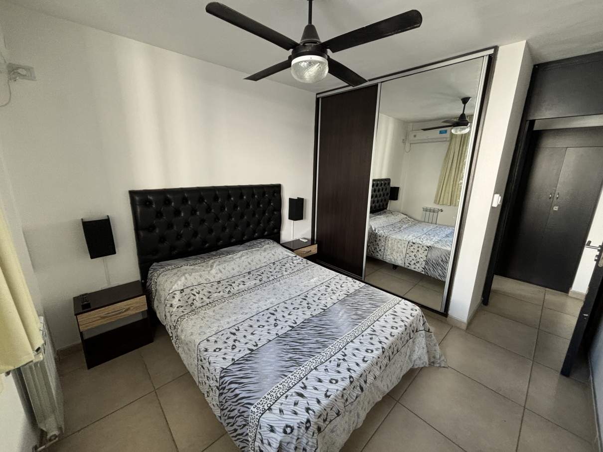 Departamento 1 dormitorio con cochera centrico carlos paz