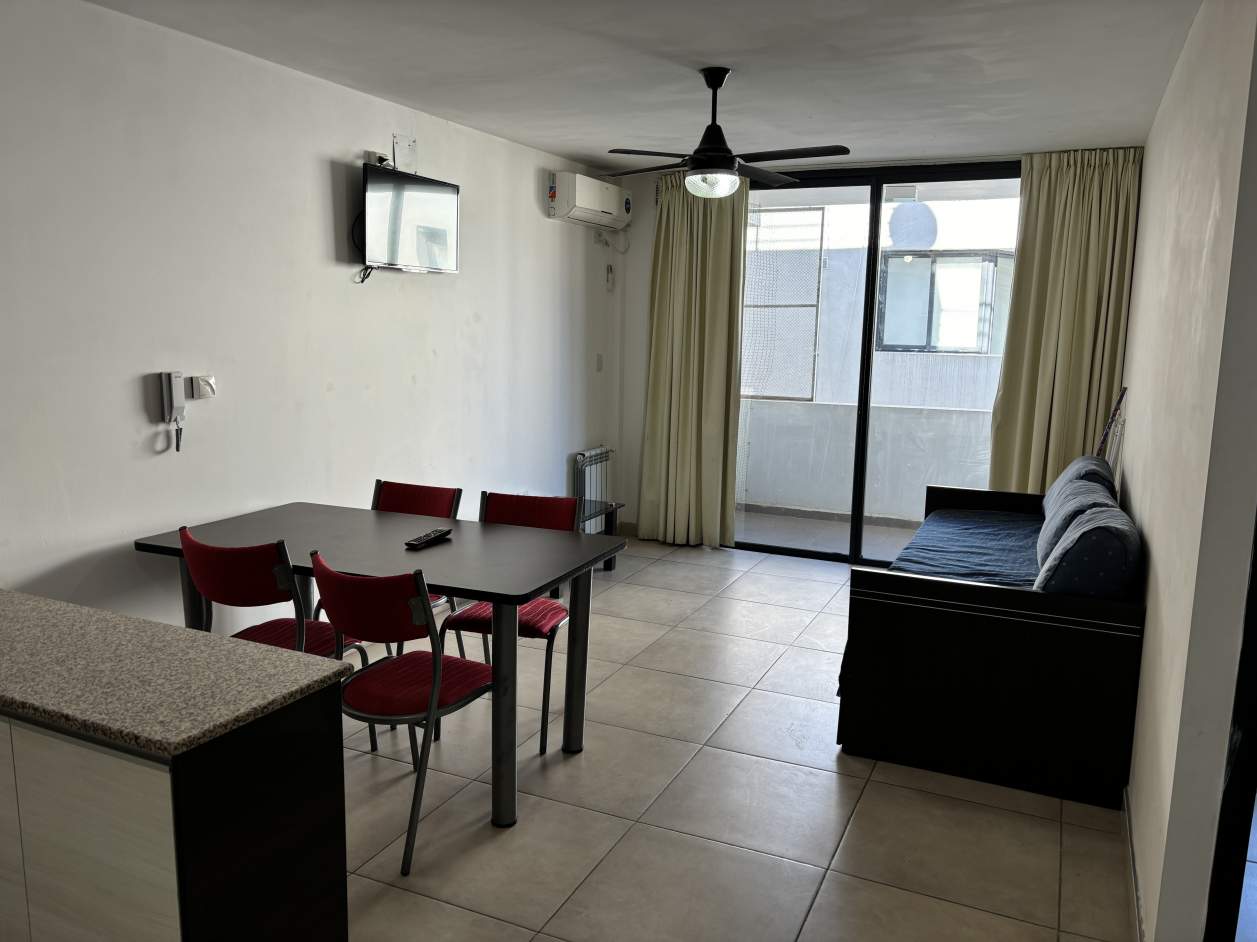 Departamento 1 dormitorio con cochera centrico carlos paz