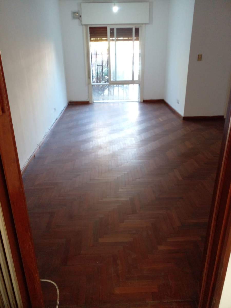 SR Vende inmueble de categoría, en Maipu