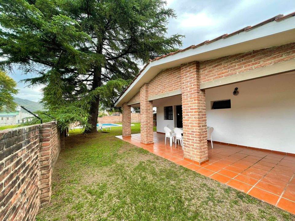 CASA   DEPARTAMENTO EN VENTA UBICADA EN BIALET MASSÉ