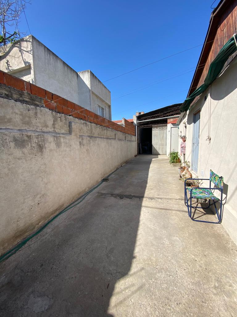 GALPON EN VENTA ZONA RUTA 20 MAS CASA