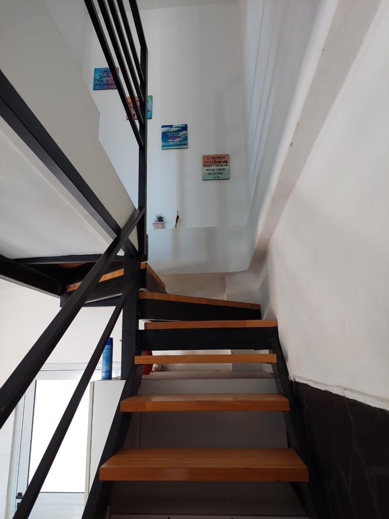 CASA CERCA DEL LAGO EN VILLA CARLOS PAZ CON PILETA Y MONOAMBIENTE