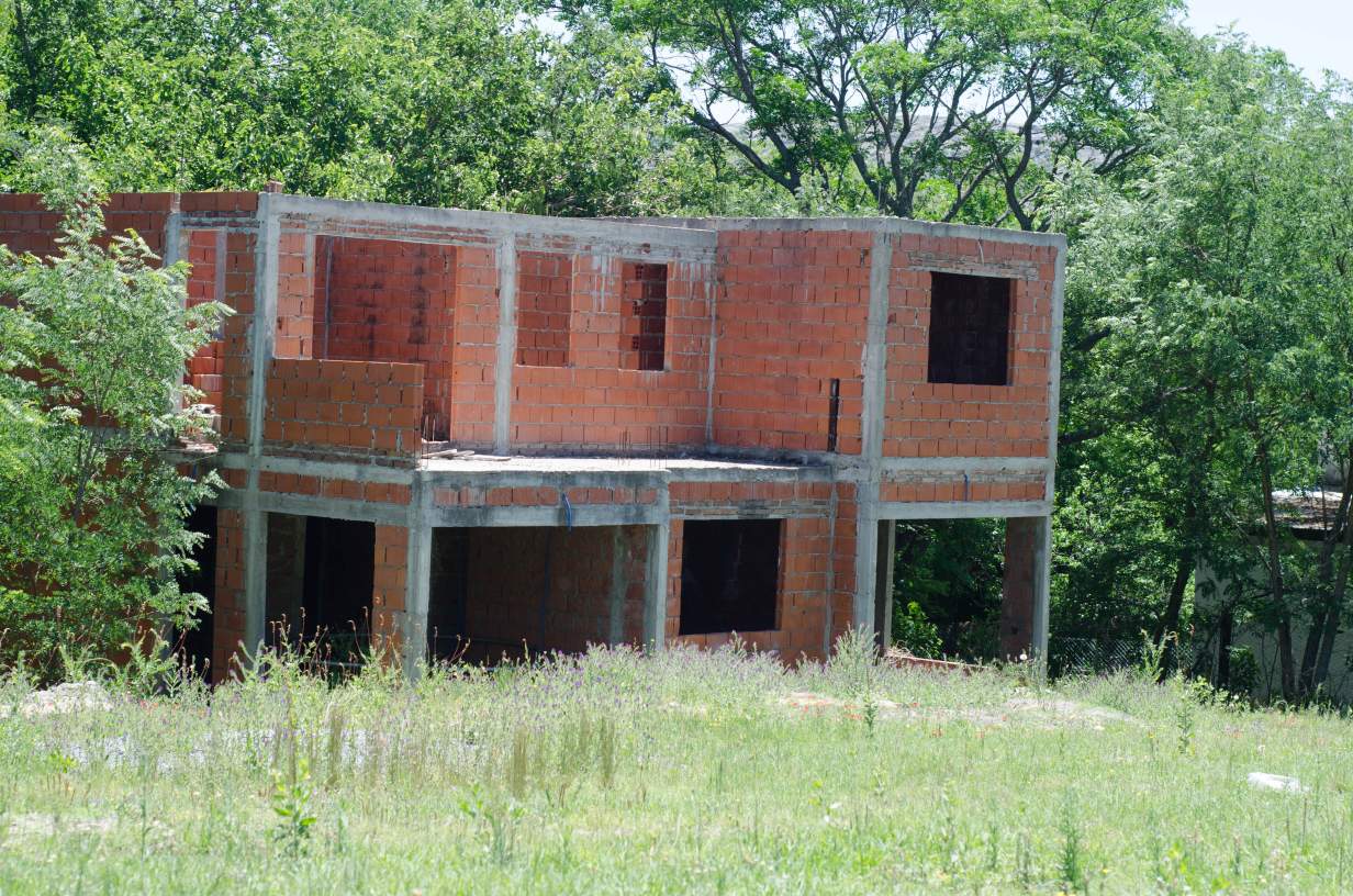 CASA EN TANTI DEPARTAMENTOS EN TANTI A TERMINAR - imagen 4