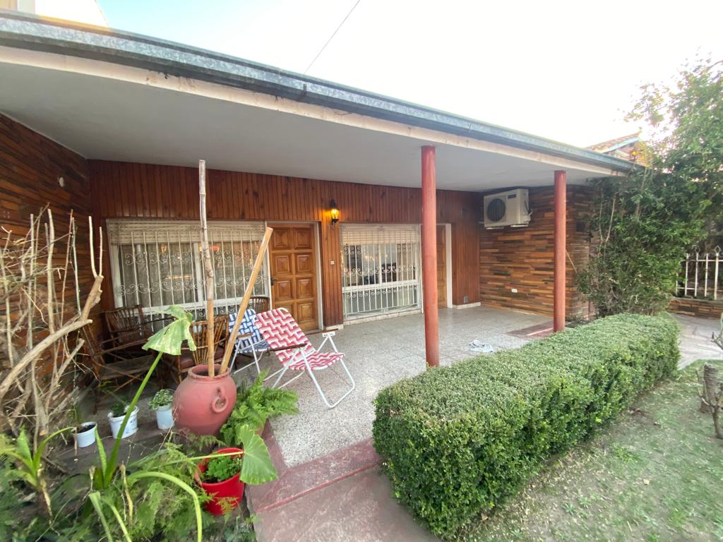 CASA EN VENTA CARLOS PAZ A POCAS CUADRAS DELCENTRO