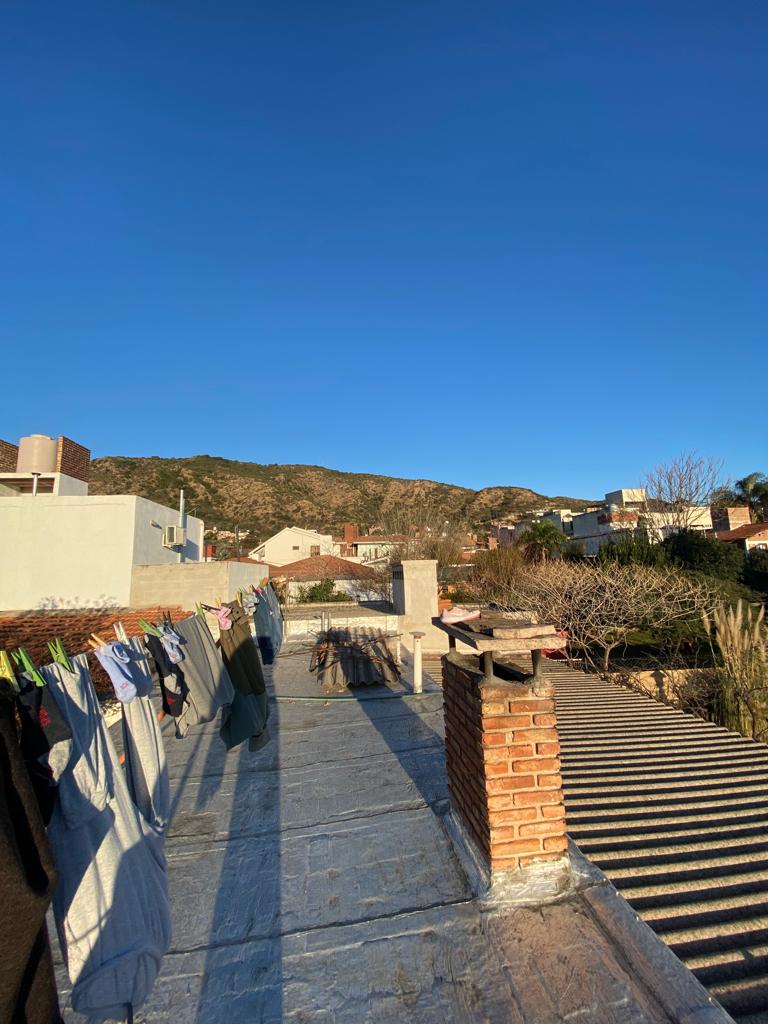 CASA EN VENTA CARLOS PAZ A POCAS CUADRAS DELCENTRO